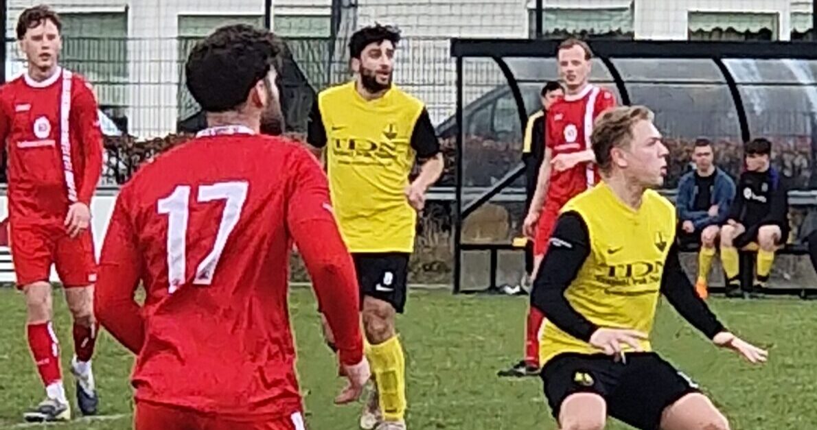 De Bocht ’80 beleeft makkelijke middag tegen EMK; 0-5 winst